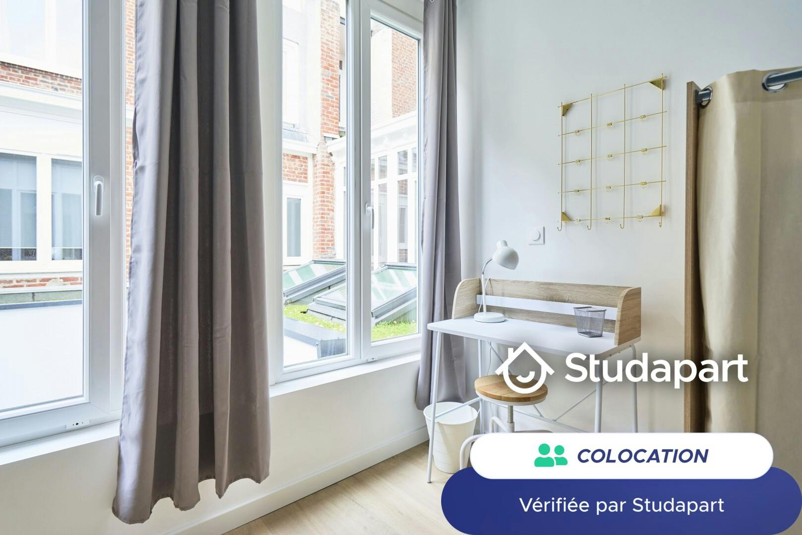 Private room for rent on Rue Nationale, Lille - Vue 5