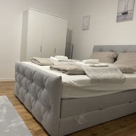 Apartment for rent for €1,800 per month in Vienna, Adamsgasse