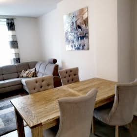 Apartment for rent for €1,625 per month in Berlin, Ebertystraße