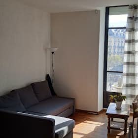 Apartment for rent for €560 per month in Grenoble, Grande Rue