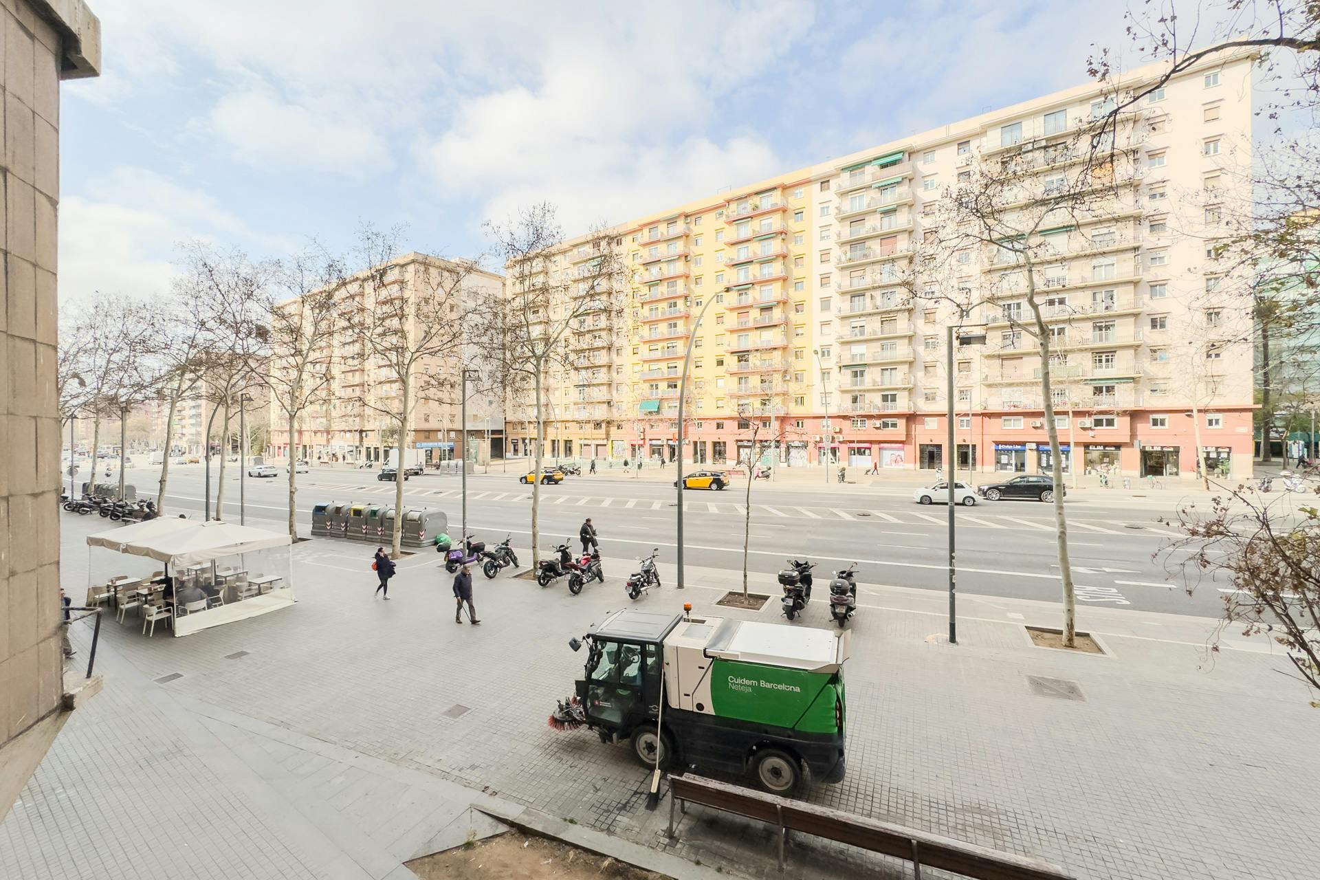 preview gallery tile