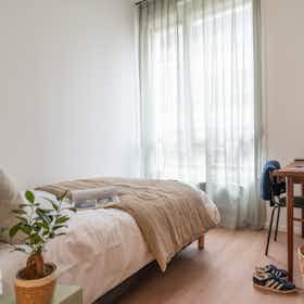 Отдельная комната сдается в аренду за 530 € в месяц в Reims, Rue des Docks Remois