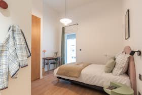 Private room for rent for €490 per month in Reims, Rue des Docks Remois