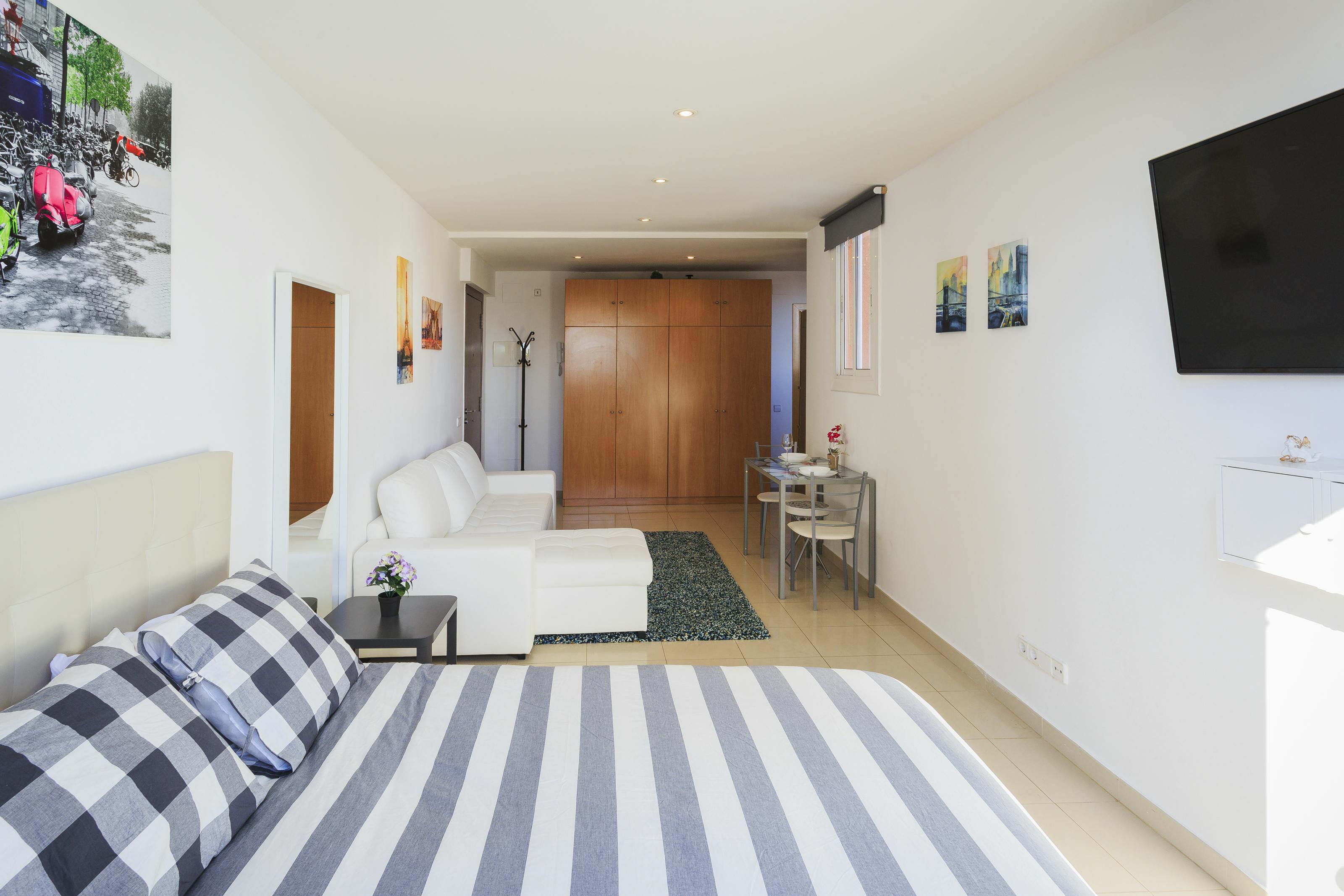 preview gallery tile