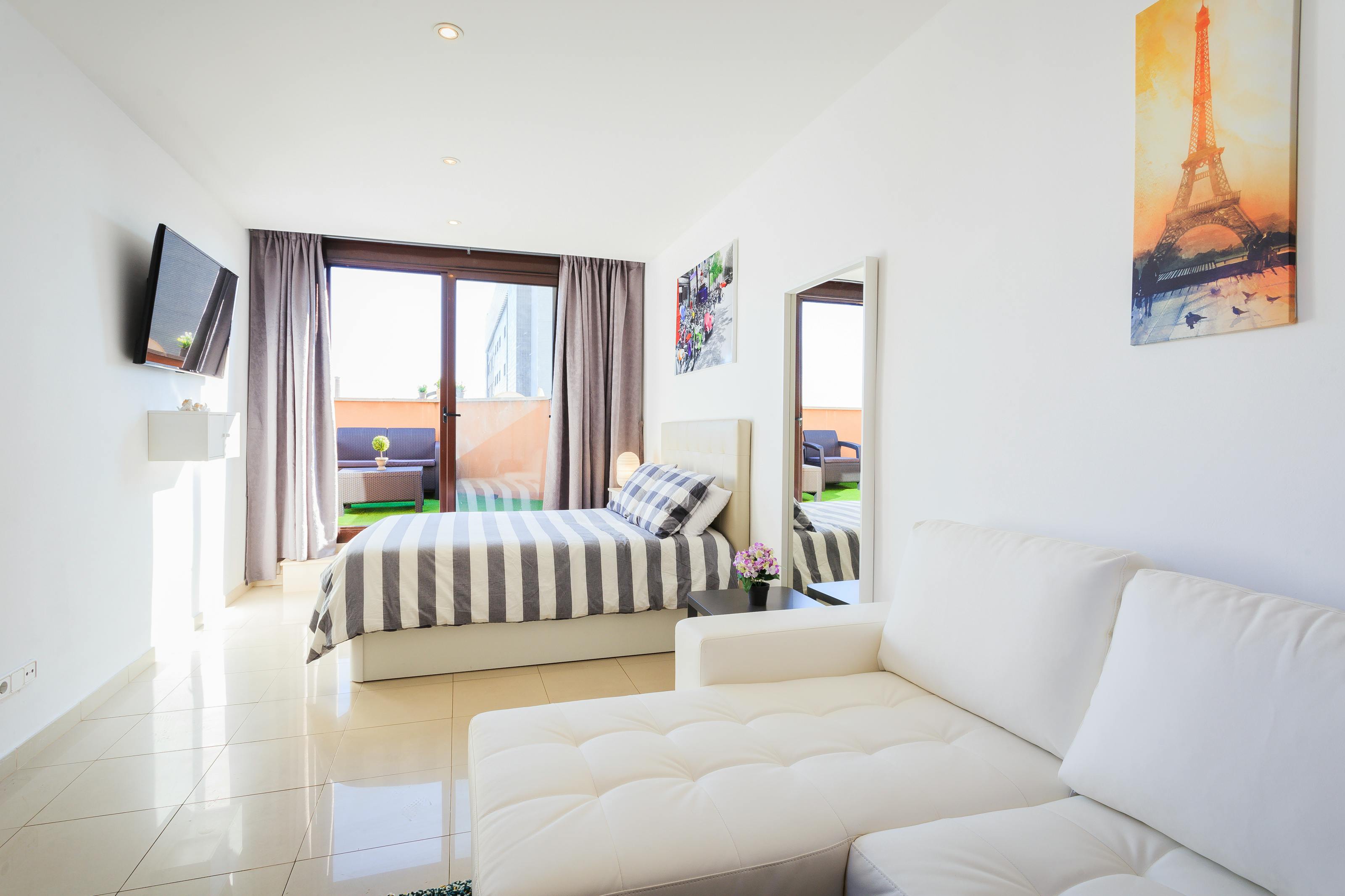 公寓 正在以 €1,450 的月租出租，其位于 Barcelona, Carrer de Londres