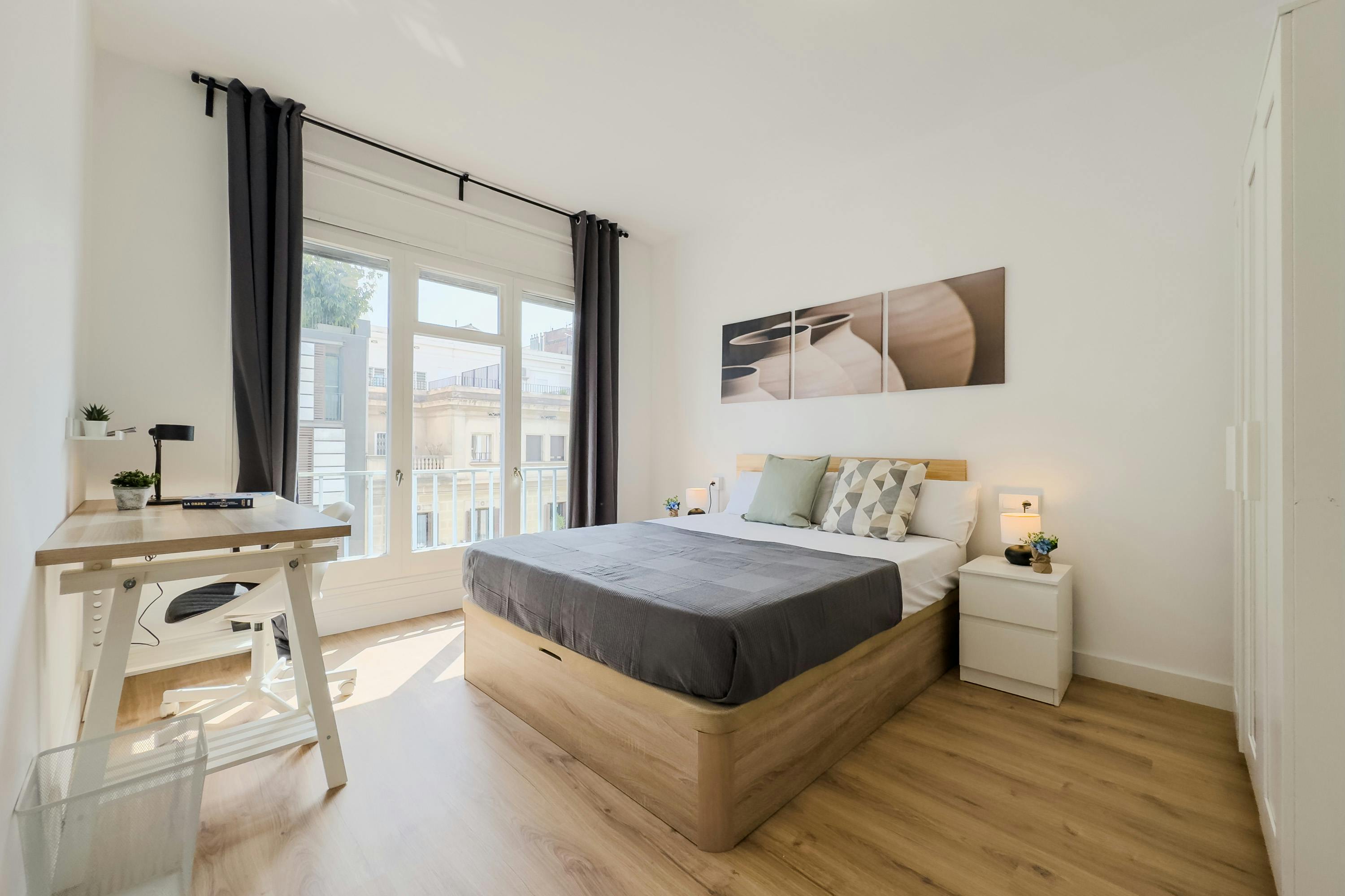 Shared room for rent for €750 per month in Barcelona, Carrer del Rosselló