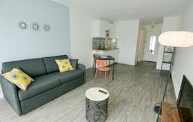 Appartement te huur voor € 600 per maand in Rouen, Rue Marquis