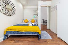 Отдельная комната сдается в аренду за 975 £ в месяц в London, South Quay Square
