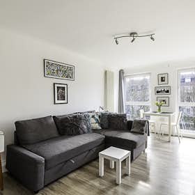 Apartment for rent for £3,059 per month in London, Elia Street