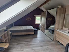 Приватна кімната за оренду для 750 EUR на місяць у Meise, Sint-Martenslinde