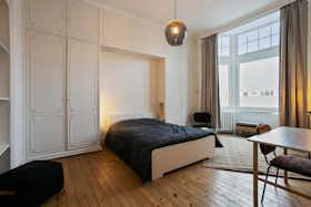 Casa in affitto a 645 € al mese a Charleroi, Boulevard Audent