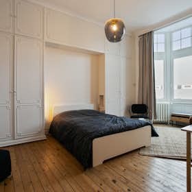 房源 正在以 €645 的月租出租，其位于 Charleroi, Boulevard Audent