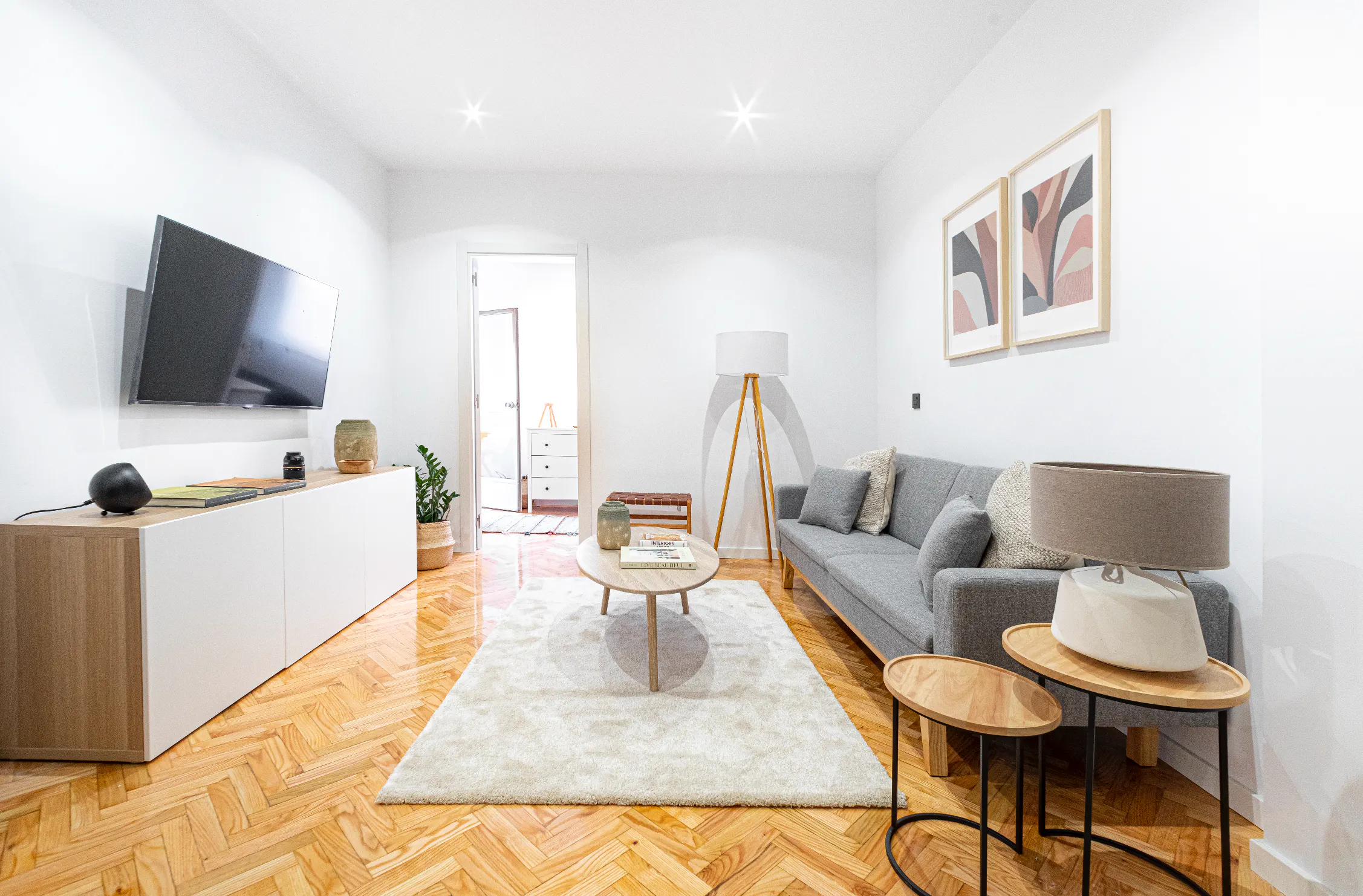 Private room in Calle de la Infanta Mercedes, Madrid (1503017) ROOM 3