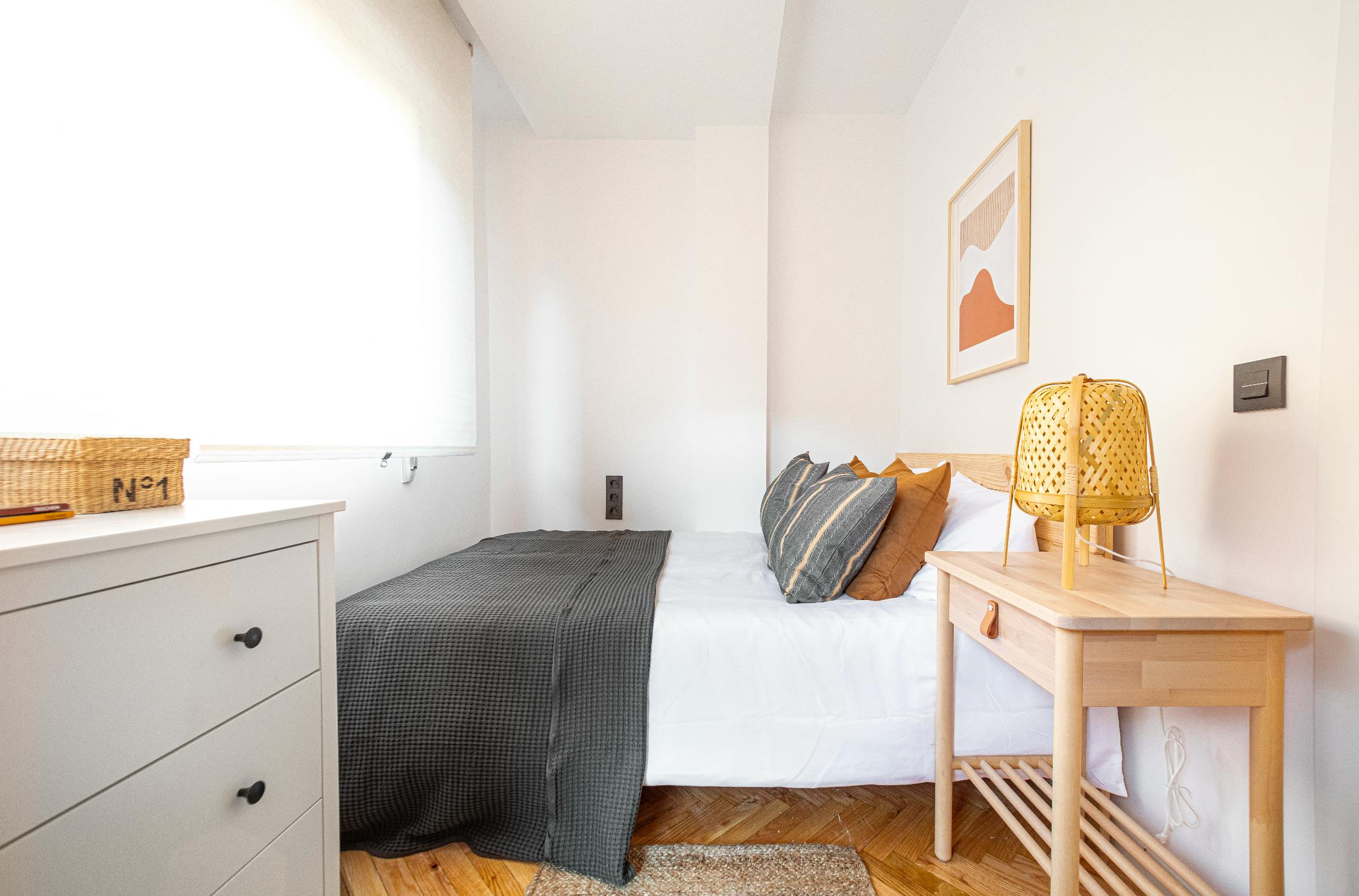 Calle de la Infanta Mercedes, Madrid preview