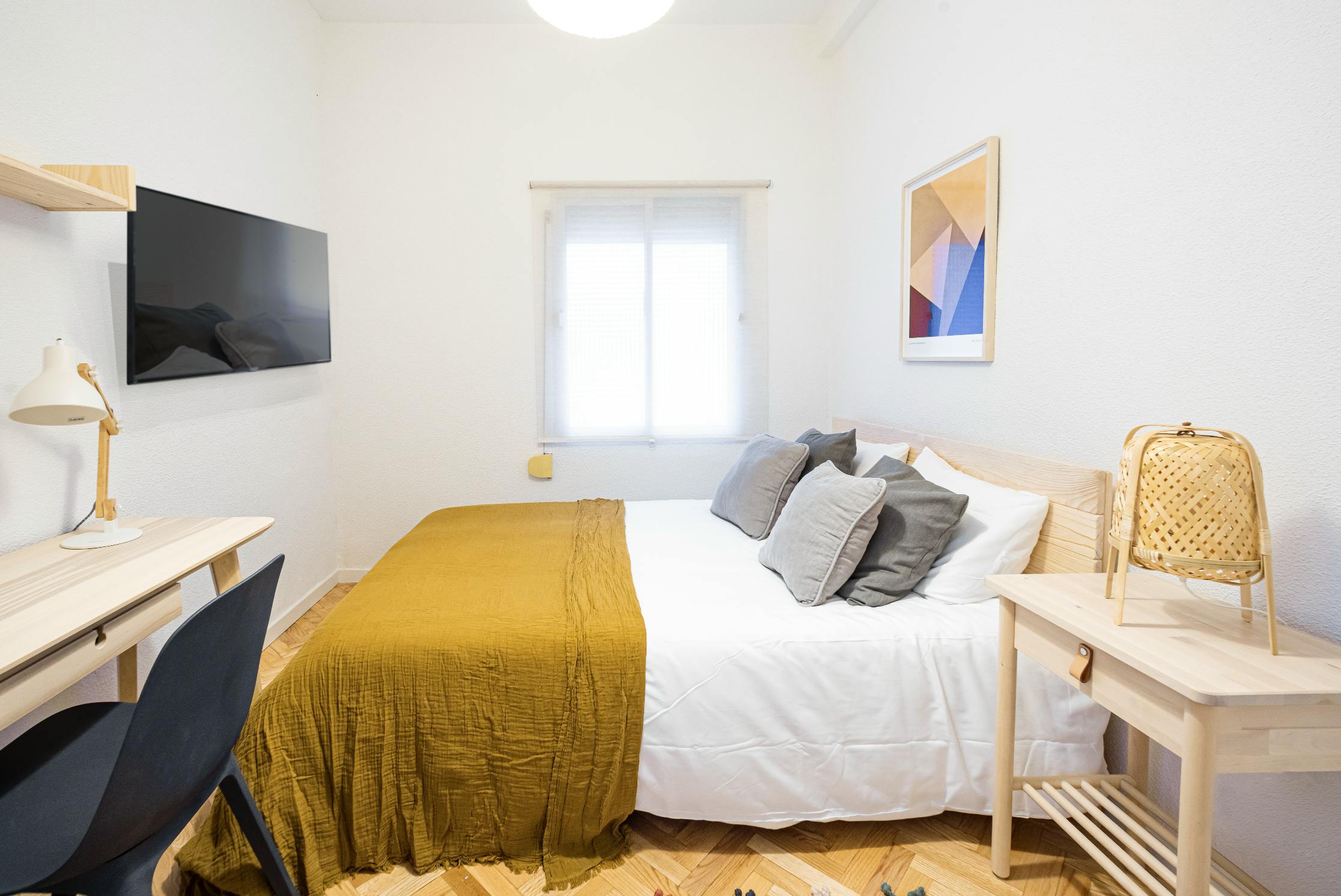 Calle de la Infanta Mercedes, Madrid Madrid