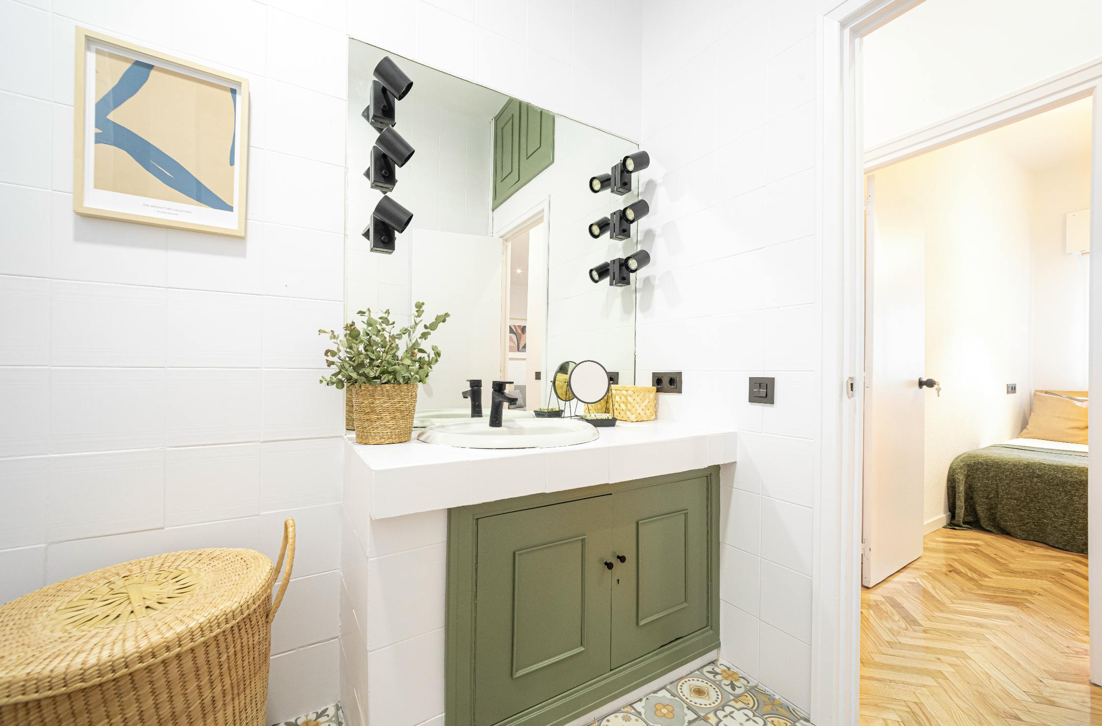 preview gallery tile