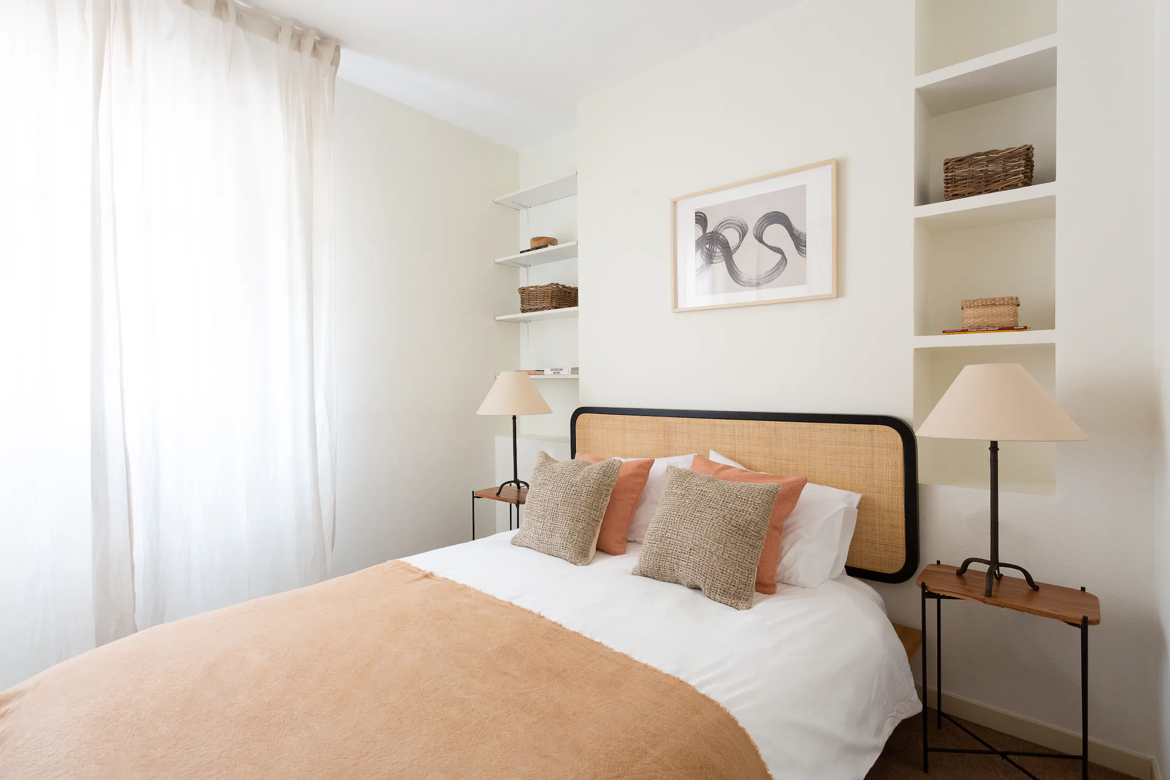 1-Bedroom Apartment in Calle del Roble, Madrid (1503023) ROOM 2