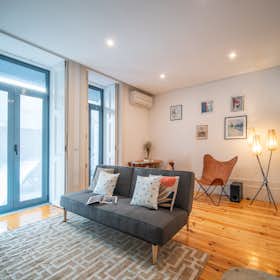 Apartment for rent for €10,000 per month in Porto, Rua da Alegria