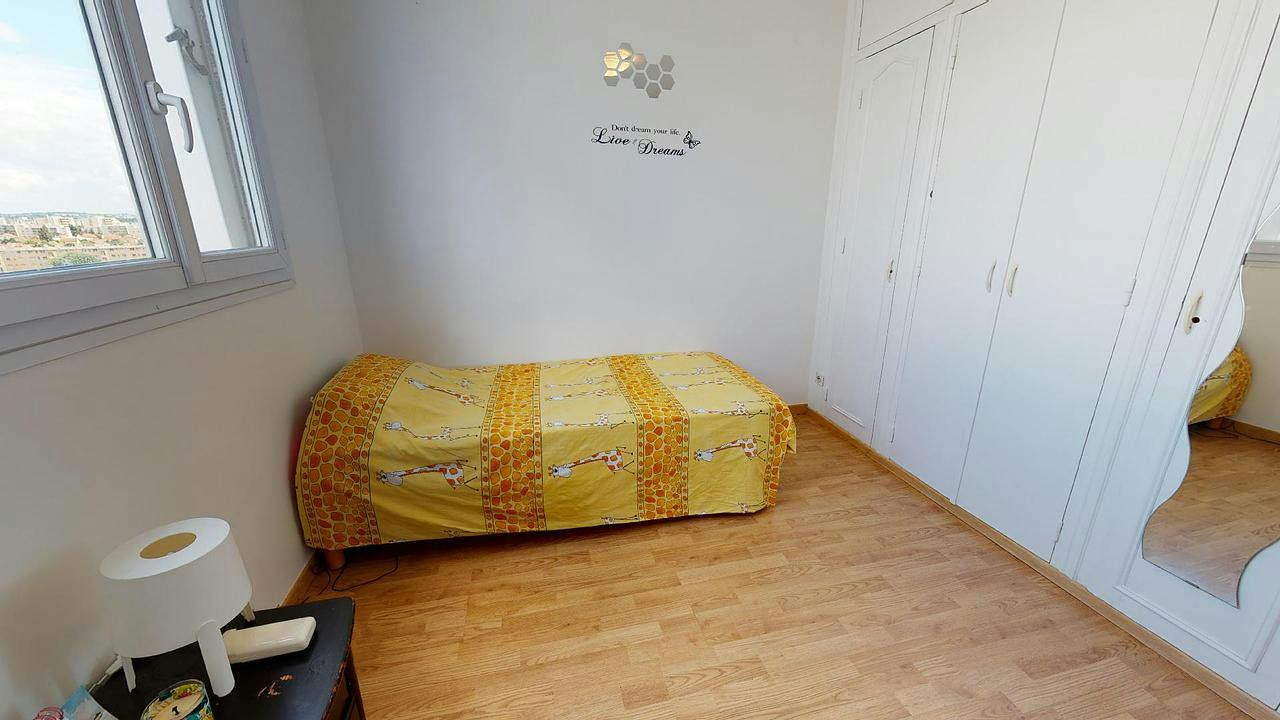 Private room for rent on Rue Philippe Fabia, Lyon - Vue 3