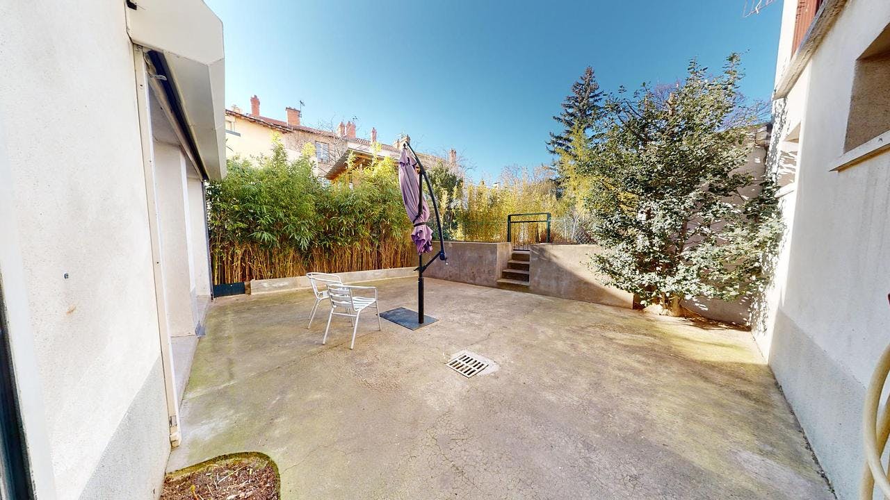 公寓 正在以 €900 的月租出租，其位于 Clermont-Ferrand, Rue des Liondards