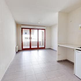 Apartamento for rent for 755 € per month in Montpellier, Avenue du Mondial de Rugby 2007