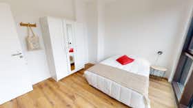 Private room for rent for €798 per month in Asnières-sur-Seine, Avenue Sainte-Anne