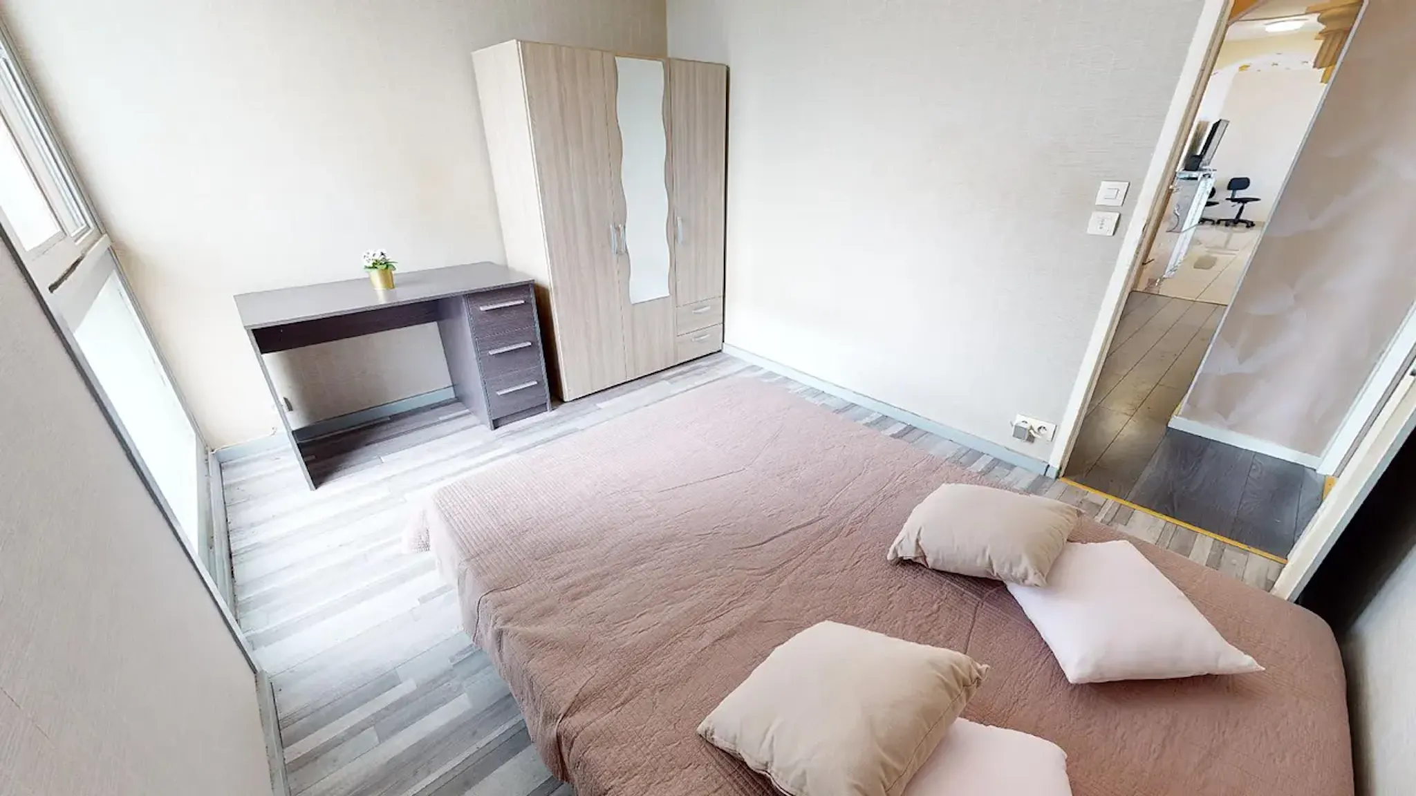 Route de Genas, Bron preview