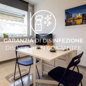 Lägenhet att hyra för 1 033 € i månaden i Udine, Via Forni di Sotto