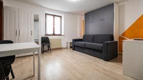 Apartamento para alugar por € 1.136 por mês em Udine, Via Castellana