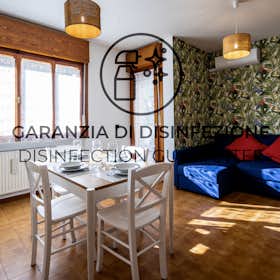 Appartement te huur voor € 1.100 per maand in Udine, Via Susans
