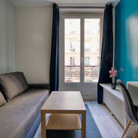 Studio for rent for €1,700 per month in Paris, Rue d'Enghien
