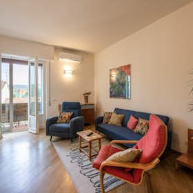 Appartement for rent for € 1.800 per month in Florence, Via Erbosa