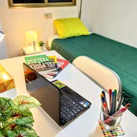 Private room for rent for €380 per month in Burjassot, Carrer de Vázquez de Mella