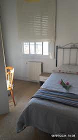 私人房间 正在以 €550 的月租出租，其位于 Barcelona, Avinguda de la Mare de Déu de Montserrat