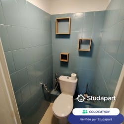 Private room for rent on Rue de Crimée, Marseille - Vue 3