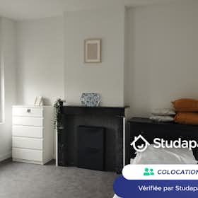 Отдельная комната сдается в аренду за 390 € в месяц в Valenciennes, Avenue du Faubourg de Cambrai