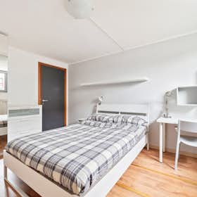 Private room for rent for €675 per month in Milan, Via Ernesto Breda