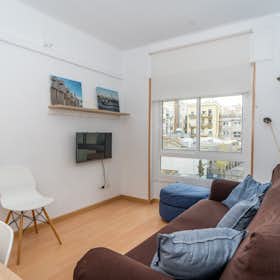 Apartment for rent for €1,750 per month in Barcelona, Carrer del Marquès de Campo Sagrado