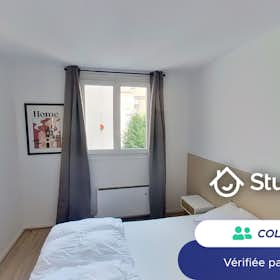 Private room for rent for €690 per month in Gennevilliers, Allée Henri Legall
