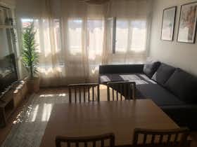 Private room for rent for €550 per month in Marseille, Boulevard Vincent Delpuech