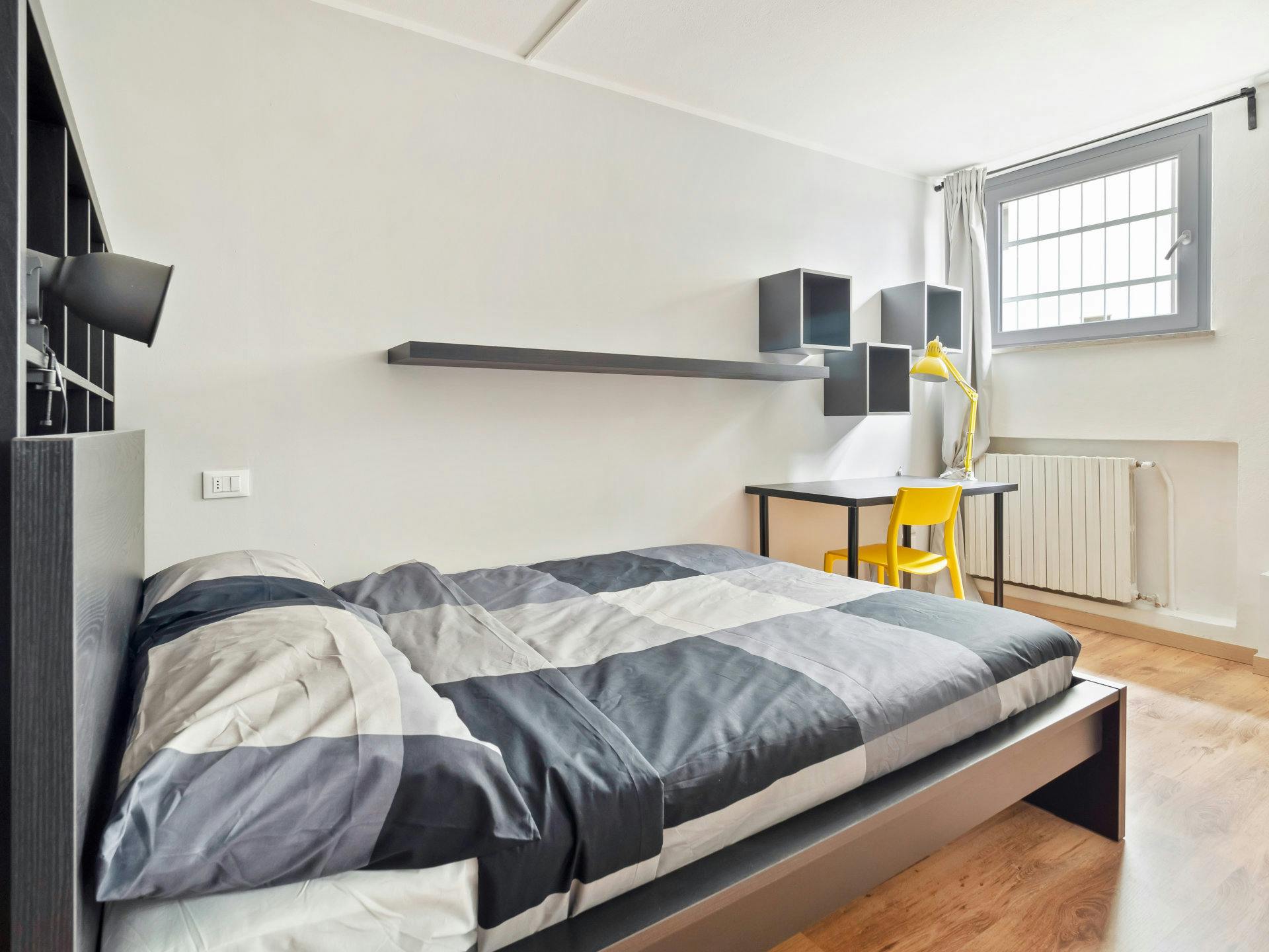 Chambre privée à louer pour 605 €/mois à Milan, Via Ernesto Breda