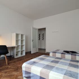 Private room for rent for €820 per month in Venice, Via Col di Lana