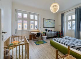Lägenhet att hyra för 1 845 € i månaden i Berlin, Zelterstraße