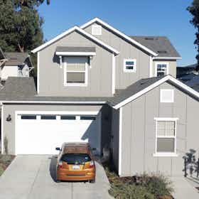 Privat rum att hyra för $1,075 i månaden i San Luis Obispo, Forest St