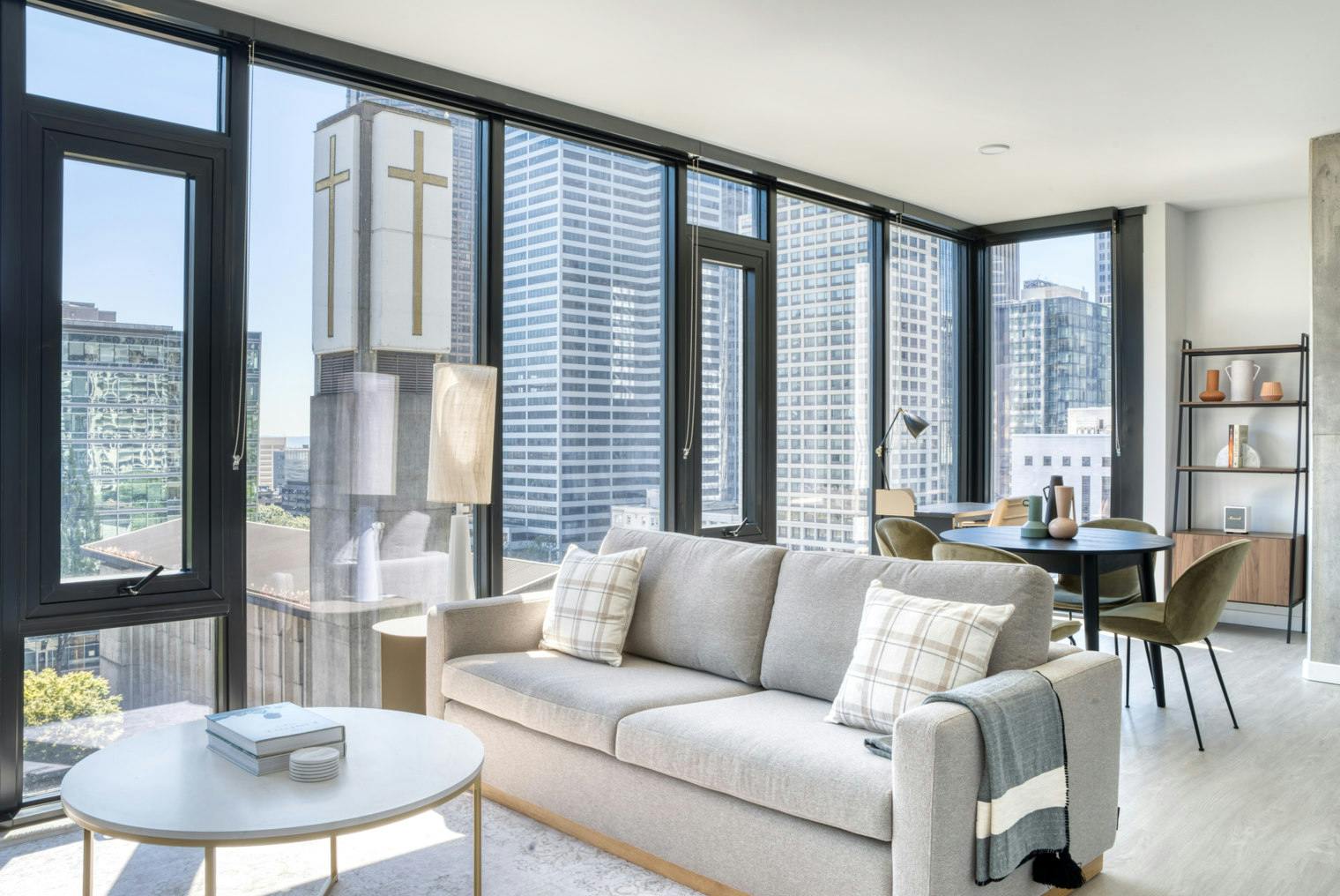 Appartamento in affitto a $3,780 al mese a Seattle, Spring Street