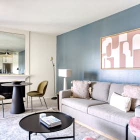 Lägenhet att hyra för $3,913 i månaden i Pasadena, E Del Mar Blvd