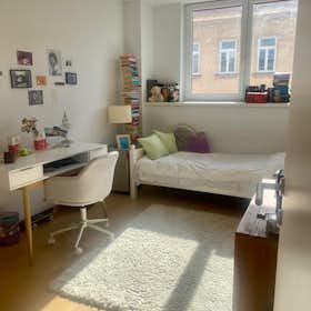 WG-Zimmer for rent for 600 € per month in Vienna, Anzengrubergasse