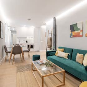 Apartment for rent for €4,000 per month in Madrid, Calle de Ibiza