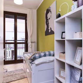 Private room for rent for €795 per month in Milan, Via San Martiniano