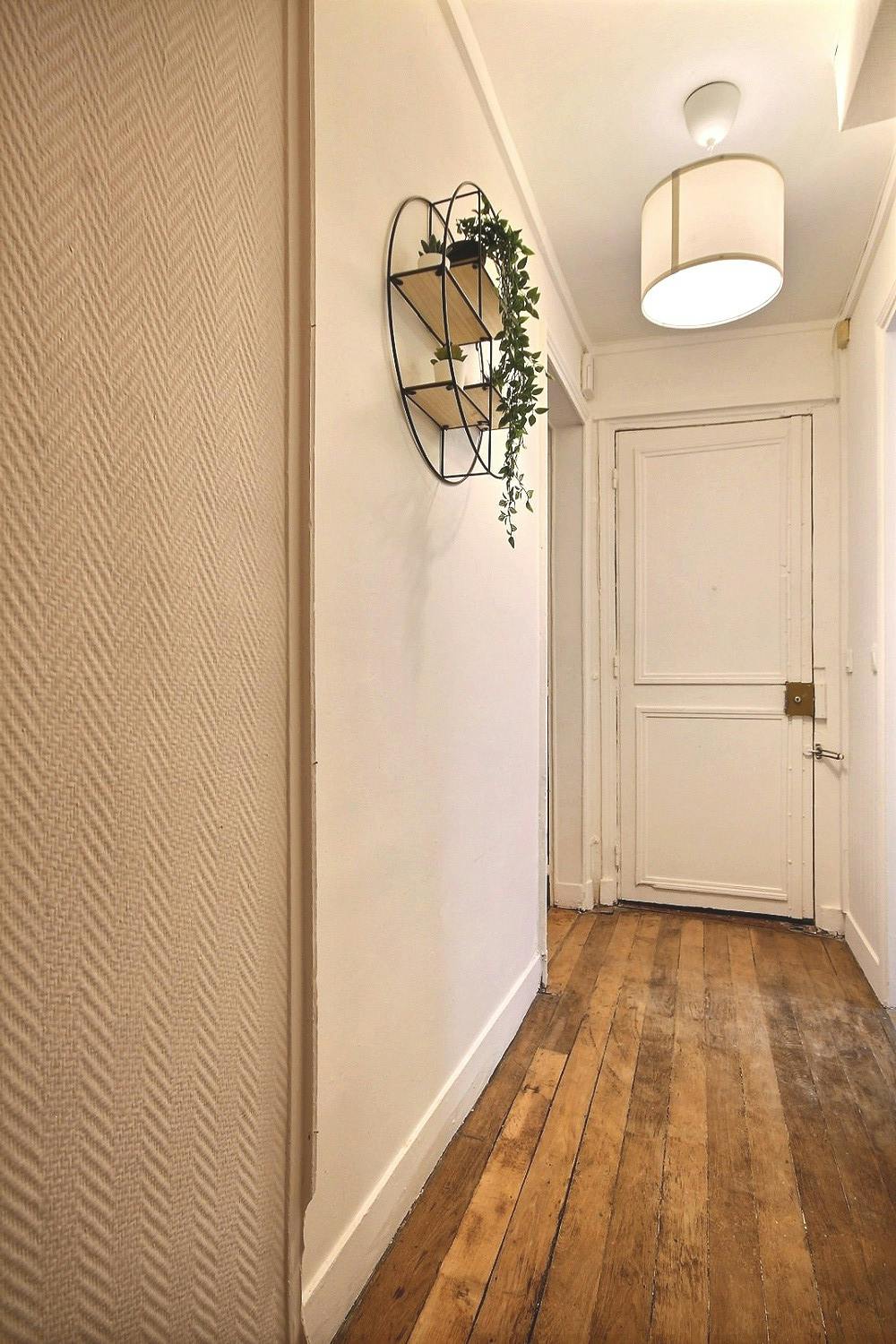 1-Bedroom Apartment in Rue de l'Annonciation, Paris (1504339) ROOM 3